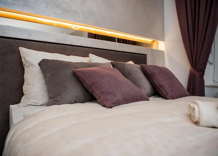 Citylux Apartments